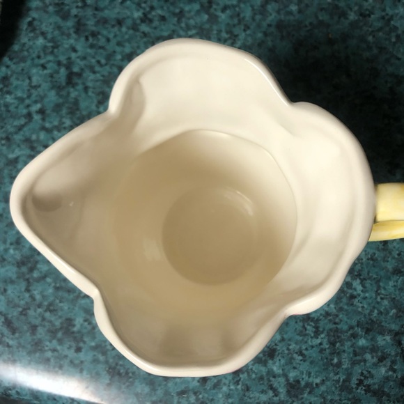 ELPA Alcobaca Flower Water Pitcher - Picture 7 of 11